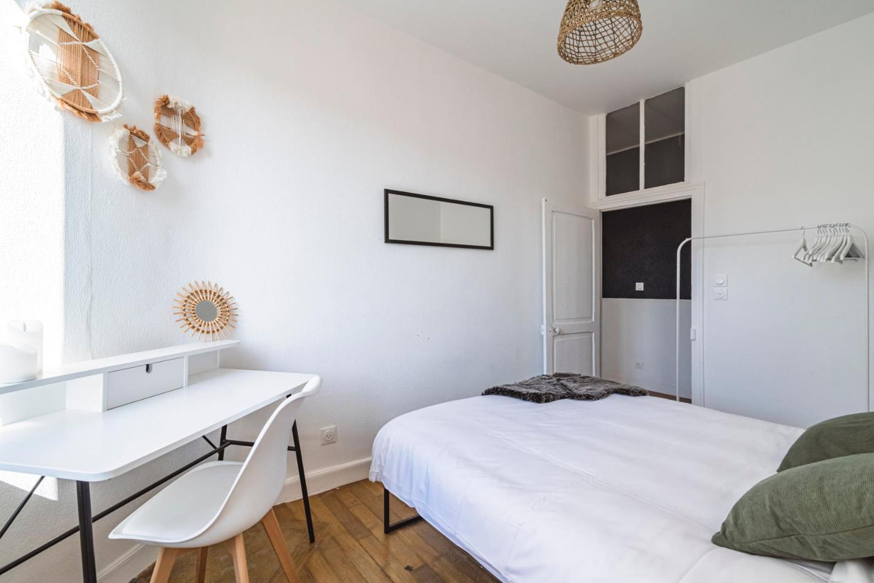 Le Cosy - Charmant 2 Chambres - Hyper Centre Reims Exteriör bild